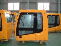 日立ZX450挖掘機駕駛室報價-- 武漢邁通挖掘機配件有限公司