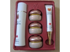 精裝金依祈再生修復(fù)美顏霜五合一-- 廣西南寧市護(hù)膚精品化妝品公司銷售部