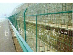 公路護(hù)欄網(wǎng)-- 河北佳通絲網(wǎng)制品有限公司