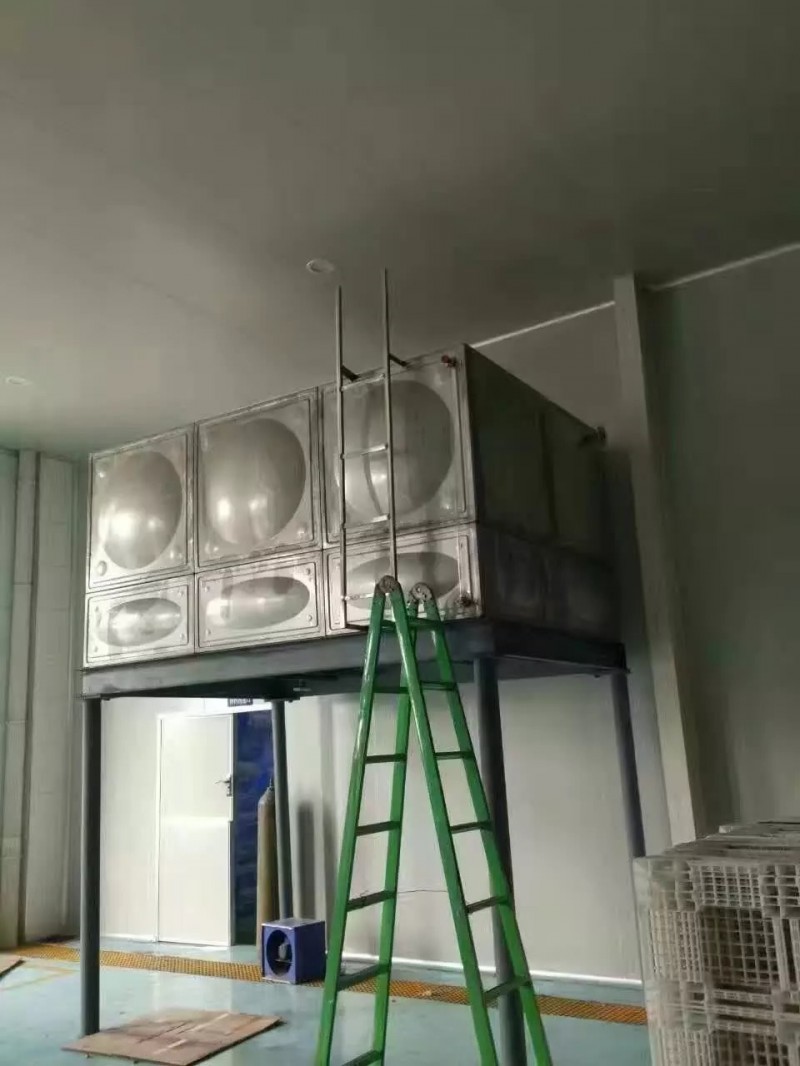 廠家直銷科能不銹鋼生活水箱  符合飲用水標準-- 德州科能環保科技有限公司