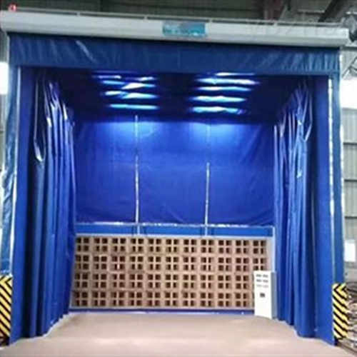 環保噴漆房伸縮移動房應用行業廣-- 山東新邁節能環?？萍加邢薰? class=
